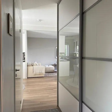 Апартаменты Charming Comfort In The Heart Of Snowy Рованиеми