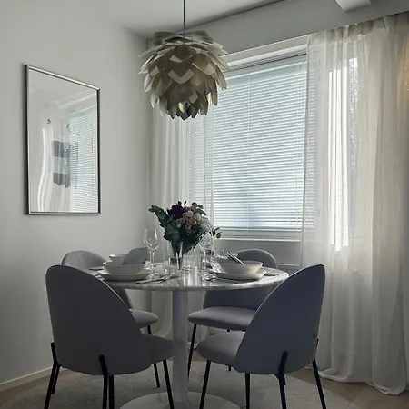 Charming Comfort In The Heart Of Snowy Apartment *