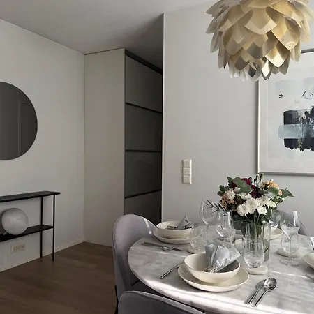 Апартаменты Charming Comfort In The Heart Of Snowy